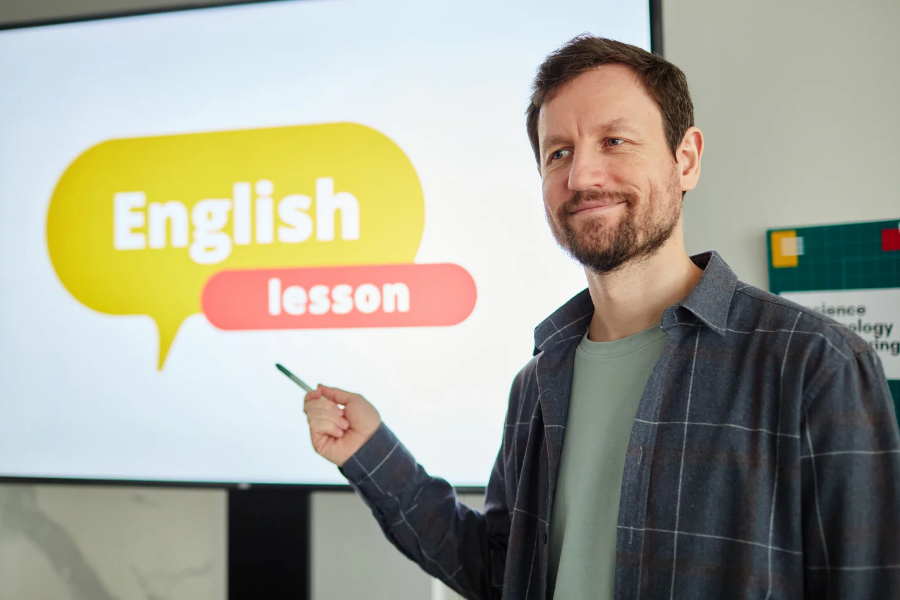 ماذا تتوقع في أول يوم لك في مدرسة اللغة الإنجليزية؟