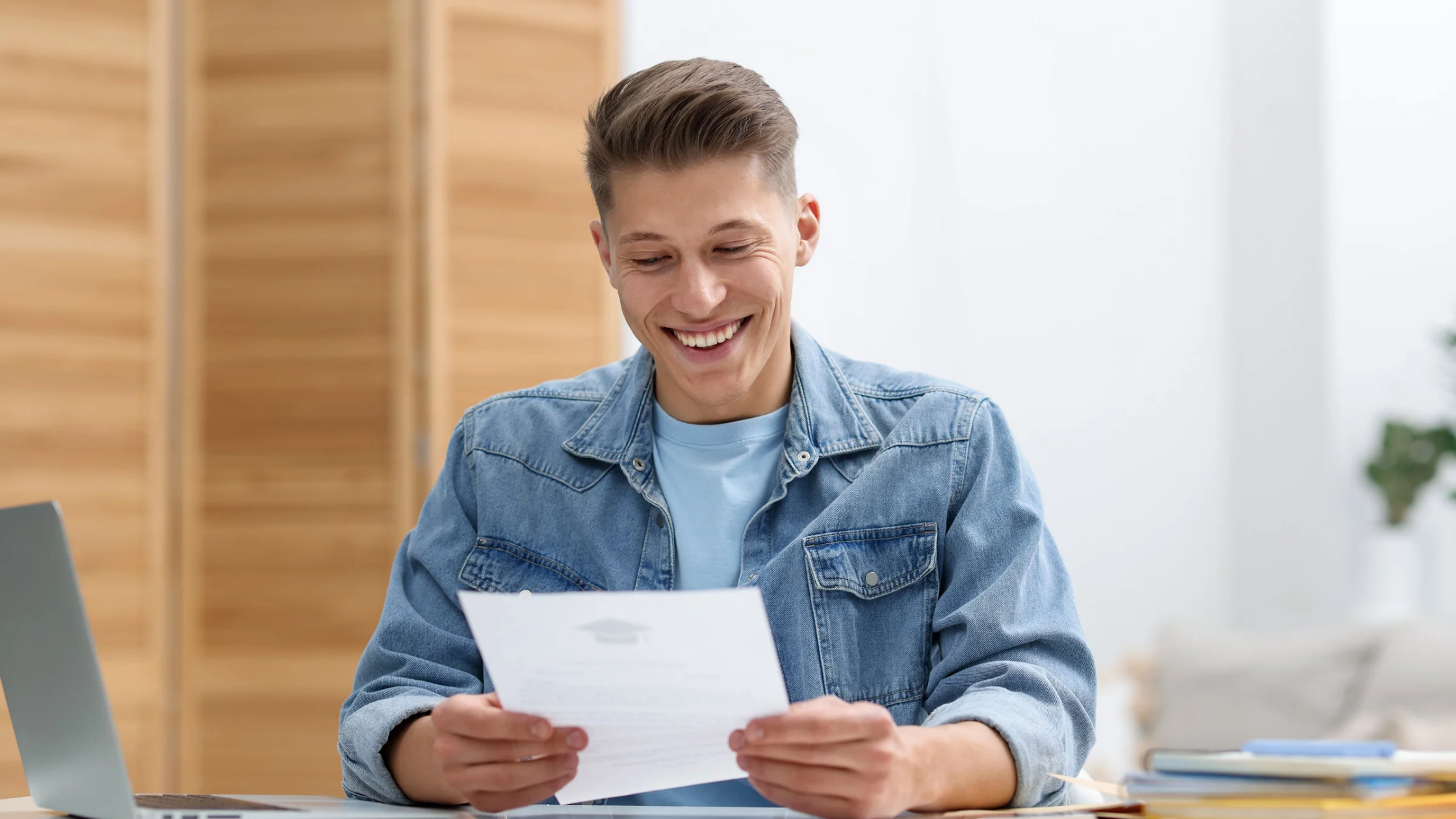 استلمت خطاب القبول الجامعي؟ ماذا تفعل بعد ذلك؟